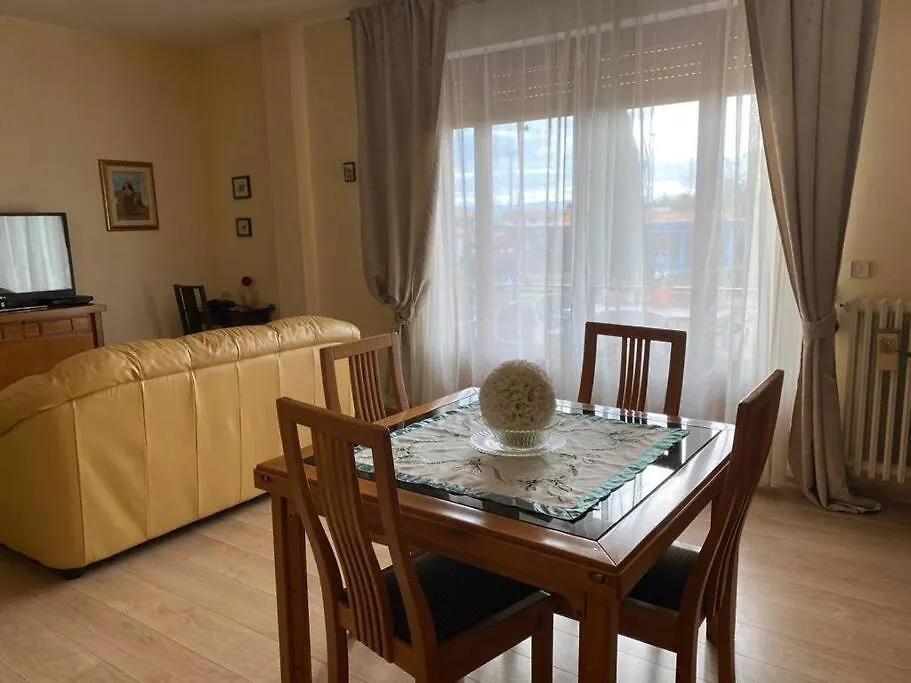 Casa Mari - Splendido Trilocale Lägenhet Marina Di Bibbona 0*,  Italien