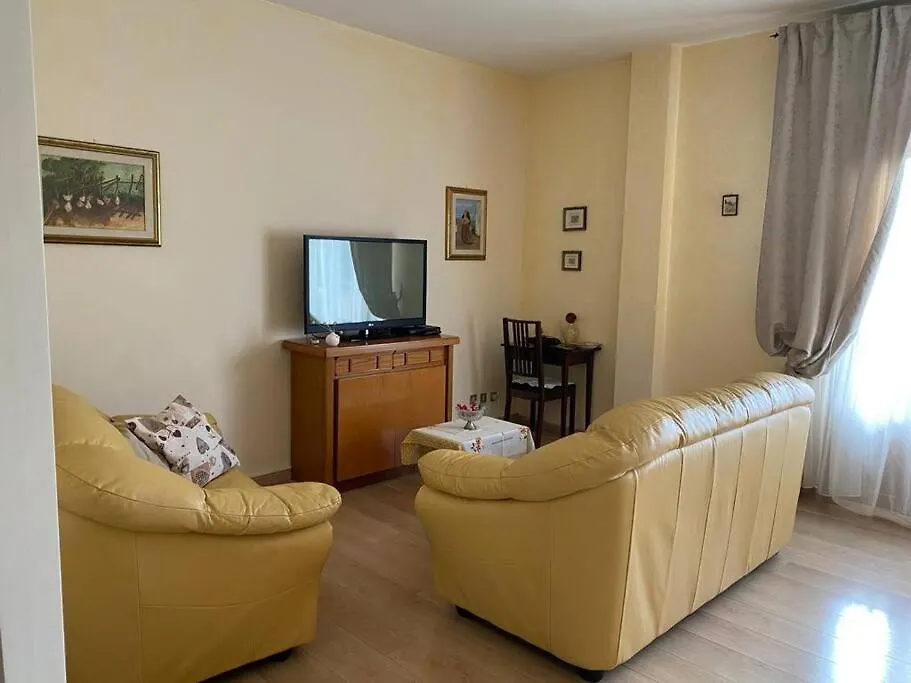 Casa Mari - Splendido Trilocale Lägenhet Marina Di Bibbona