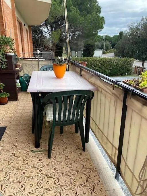 Casa Mari - Splendido Trilocale Lägenhet Marina Di Bibbona